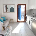 Апартаменты Olive Tree, 2brm With Pool