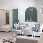 Апартаменты Olive Tree, 2brm With Pool *