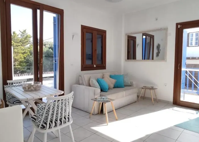 Olive Tree, 2brm With Pool