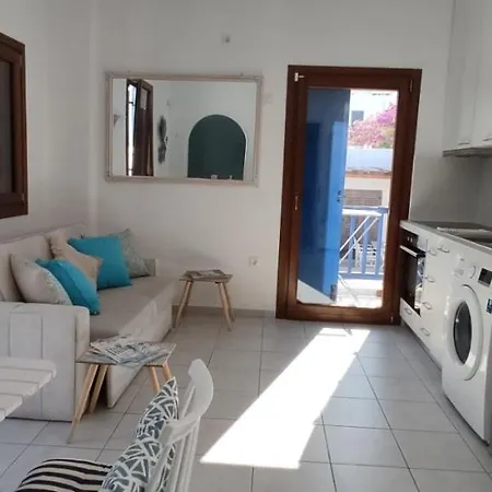 Olive Tree, 2brm With Pool *